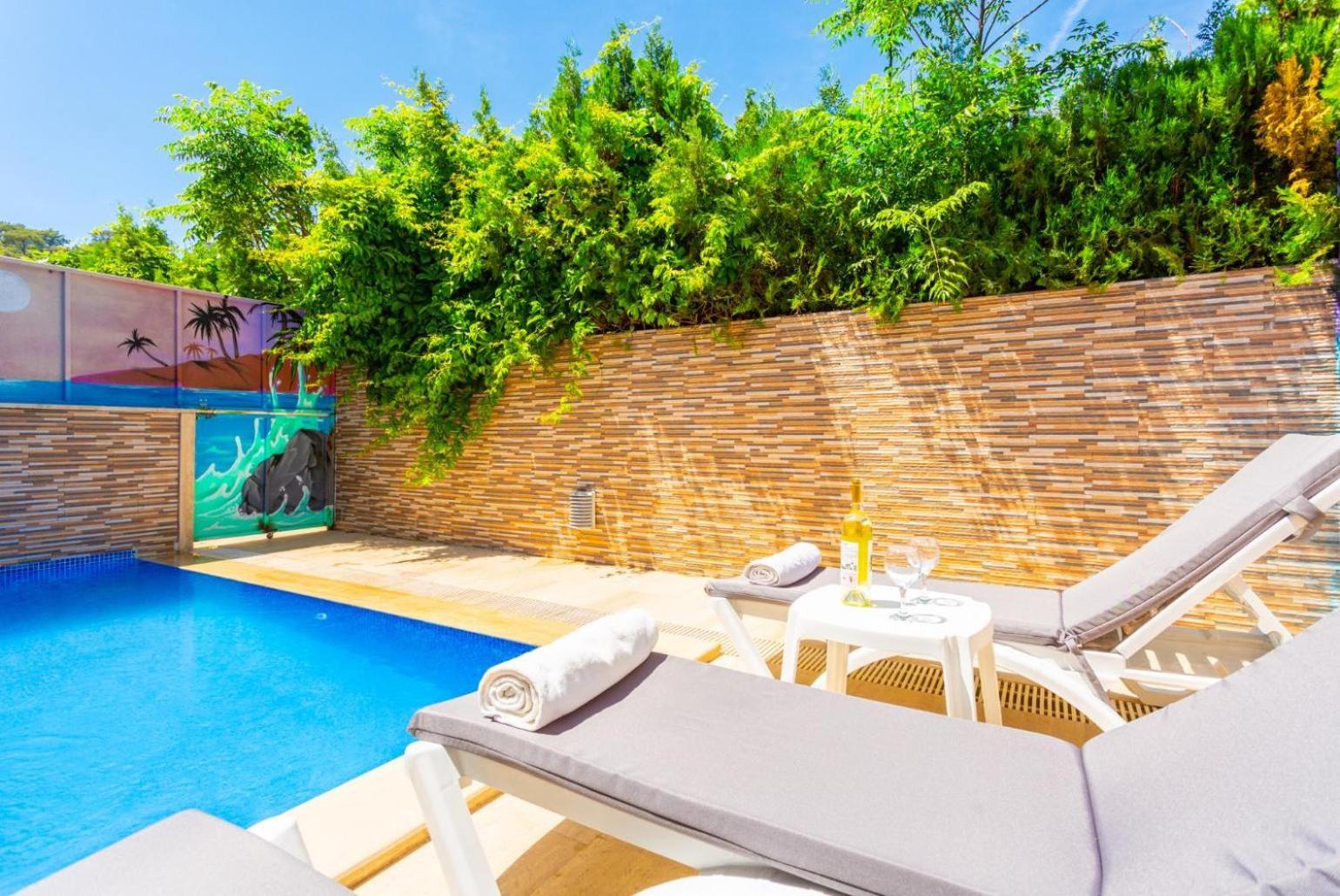 Elmas Paradise Villa